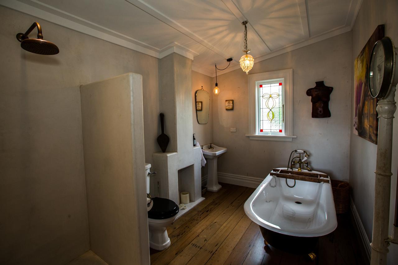 Coghill Cottage Whitianga Bagian luar foto