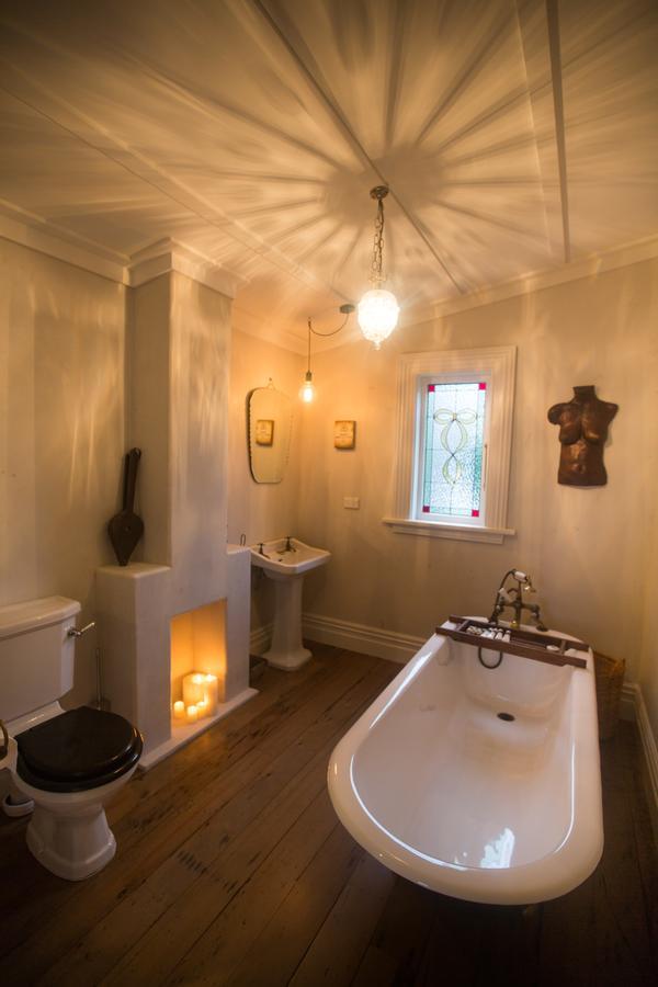 Coghill Cottage Whitianga Bagian luar foto